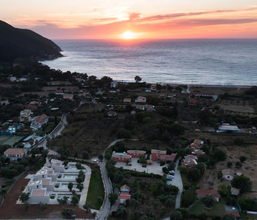 Rizomata Luxury Villas Lefkáda Exteriör bild